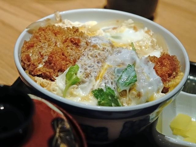 丼